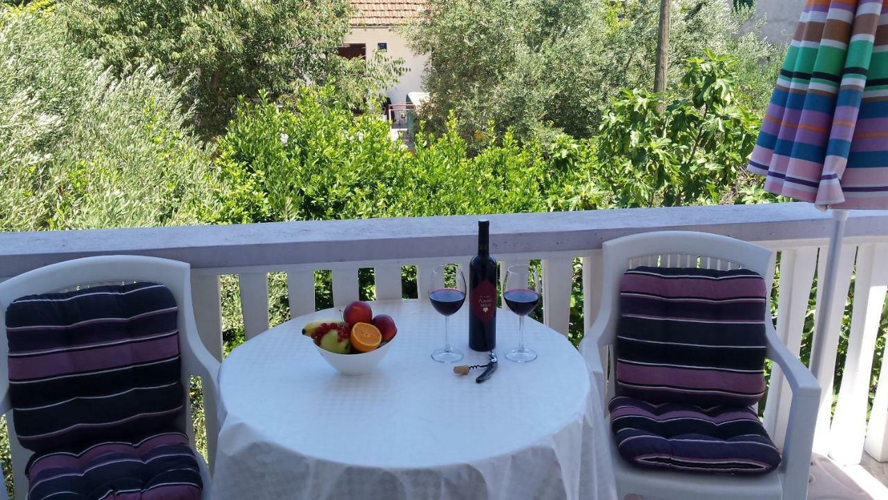 Apartments Lavanda ビオグラード・ナ・モル エクステリア 写真